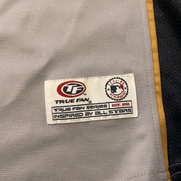 Milwaukee Brewers Baseball Genuine Merchandise jersey - Picture 4 of 4